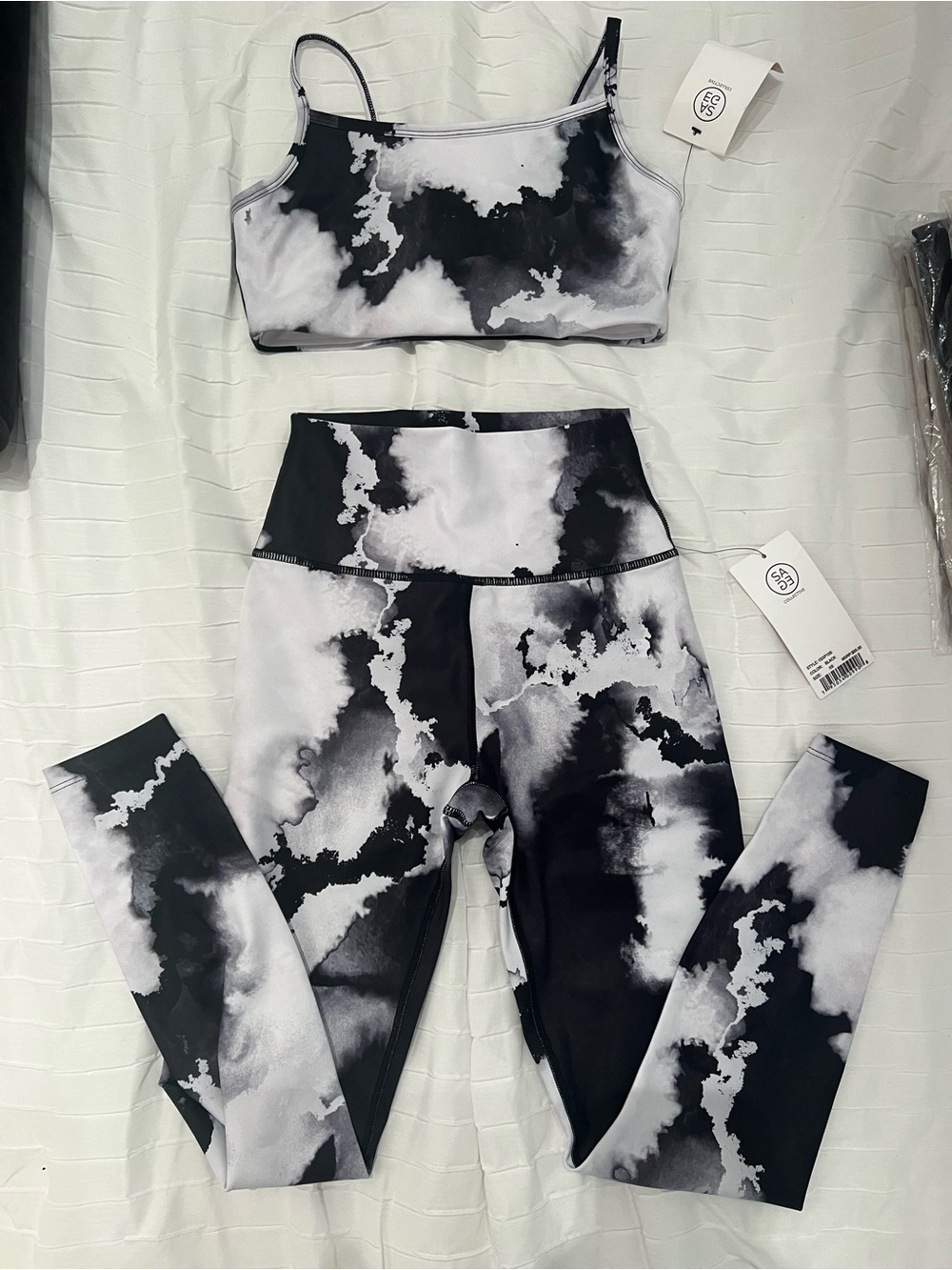SAGE Black & White Cloud Print Active Set Sports Bra + High Waist Leggings XS